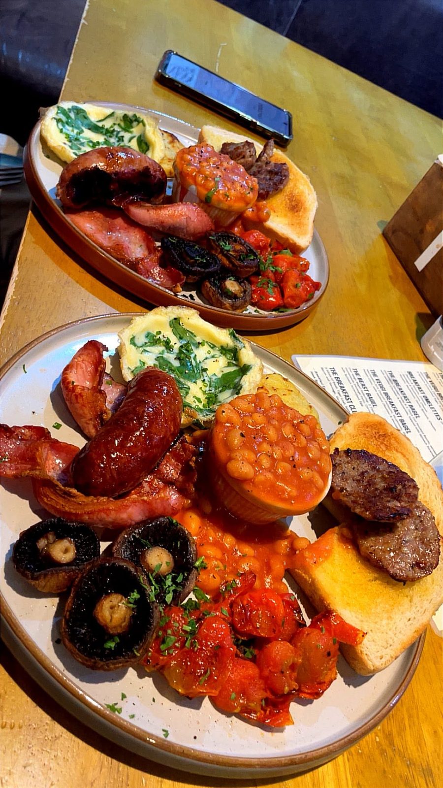Cornish Breakfast in Bodmin at The GRIDL Breakfast Cafe with sausage bacon eggs beans mushrooms and toast