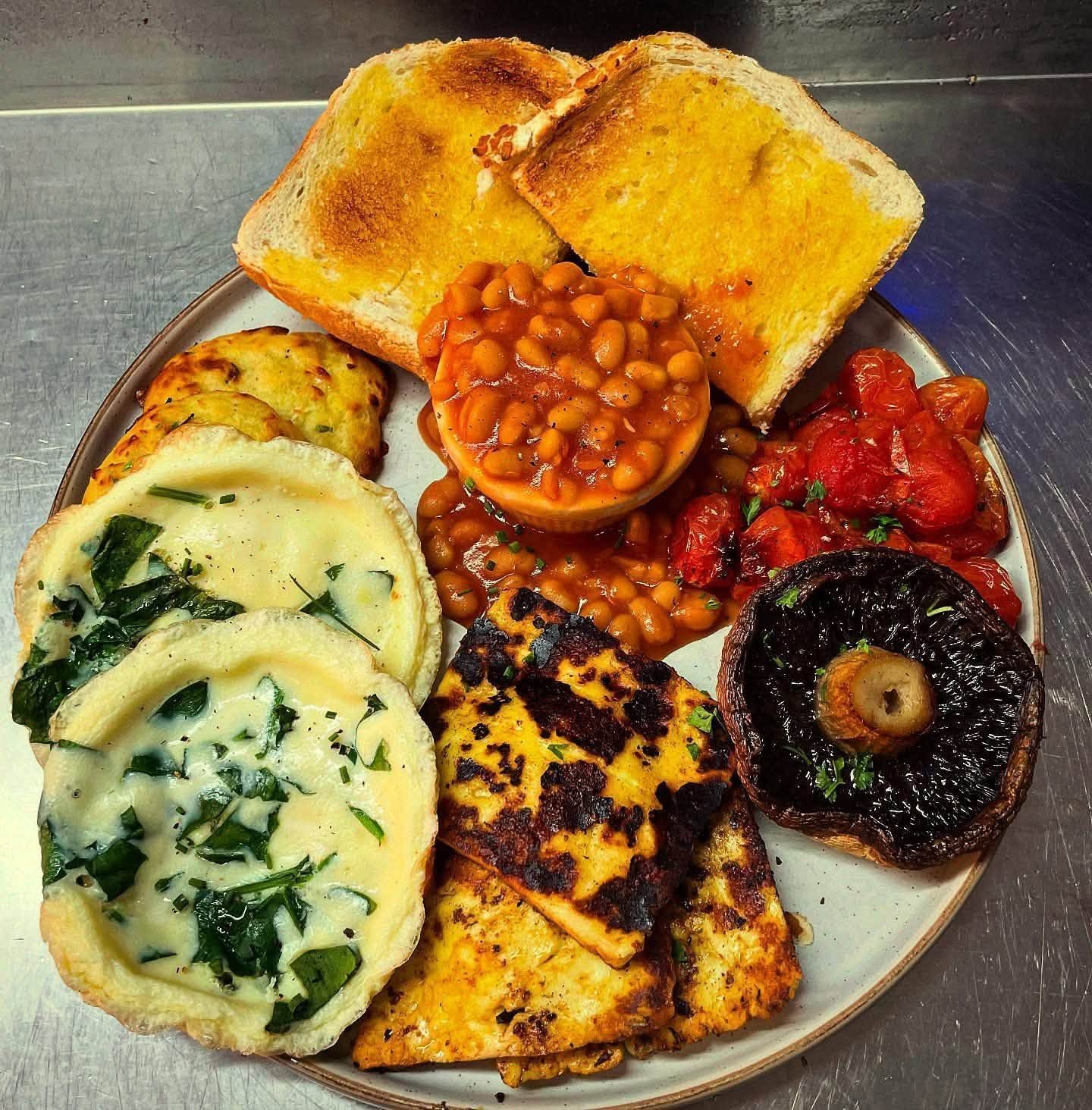 The VeggiGRIDL Breakfast: Marinated jerk Cypriot halloumi, spinach-scrambled eggs and Cornish potato cakes